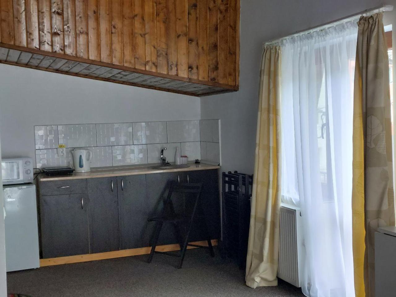 Vila Foc Alb Apartamente-Buşteni Екстериор снимка